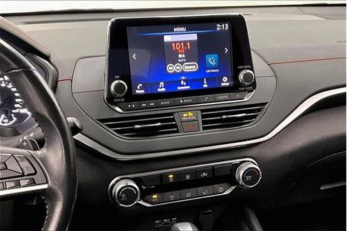 2022 Nissan Altima SR Intelligent AWD