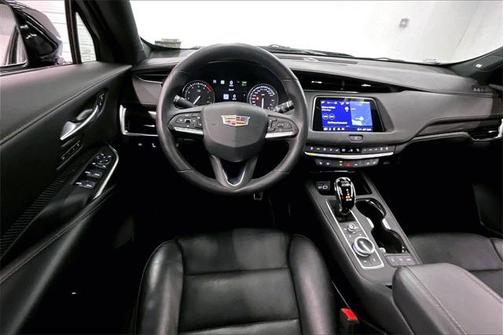 2023 Cadillac XT4 Sport