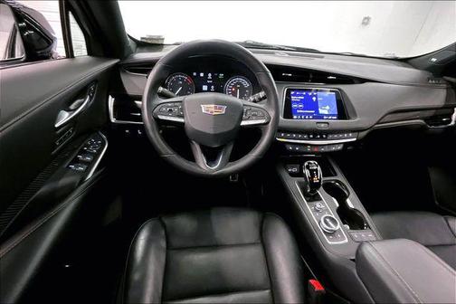 2023 Cadillac XT4 Sport