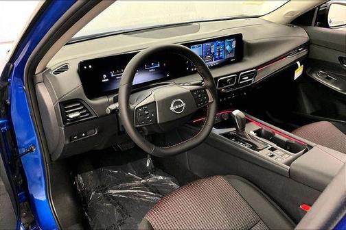 Bluestone Pearl/Super Black 2026 Nissan Sentra SR
