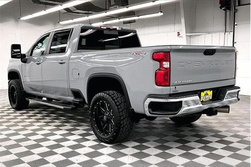2024 Chevrolet Silverado 2500 LT
