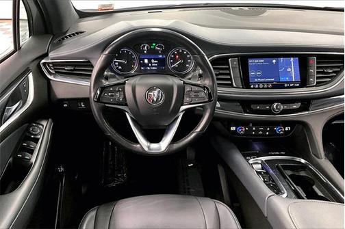 2022 Buick Enclave FWD Essence
