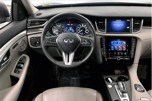 2024 INFINITI QX50 LUXE