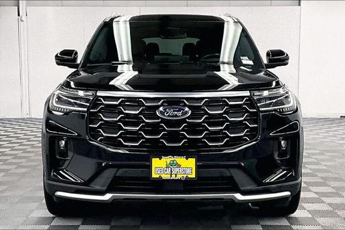 Black Metallic 2025 Ford Explorer Platinum