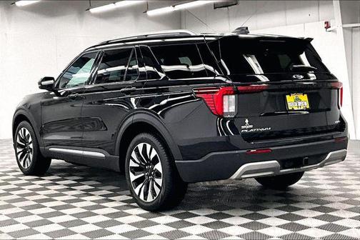 Black Metallic 2025 Ford Explorer Platinum