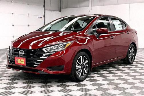 Scarlet Ember Tintcoat 2025 Nissan Versa 1.6 SV