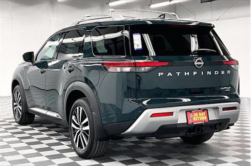2025 Nissan Pathfinder Platinum 4WD