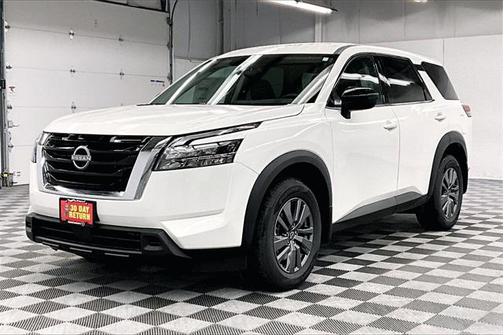 2025 Nissan Pathfinder S 4WD