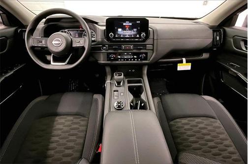 2025 Nissan Pathfinder S 4WD