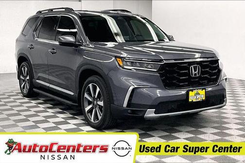 Gray 2023 Honda Pilot Touring 8-Passenger