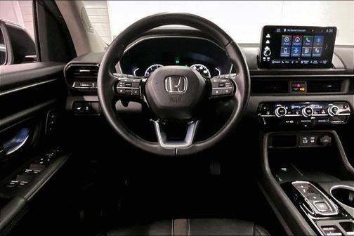 Gray 2023 Honda Pilot Touring 8-Passenger