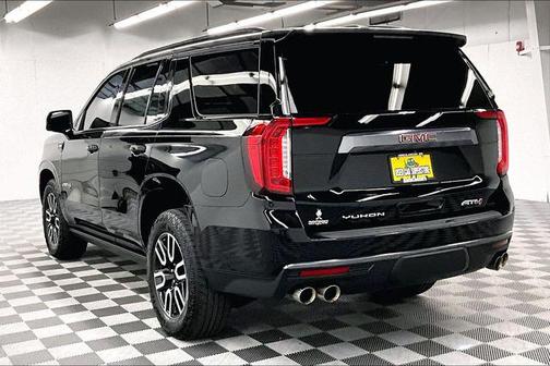 Onyx Black 2023 GMC Yukon 4WD AT4