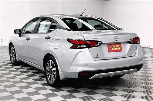 2025 Nissan Versa 1.6 S+