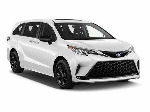 2021 Toyota Sienna XSE 7 Passenger