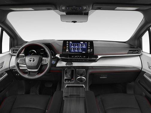 2021 Toyota Sienna XSE 7 Passenger