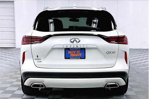 2022 INFINITI QX50 LUXE AWD