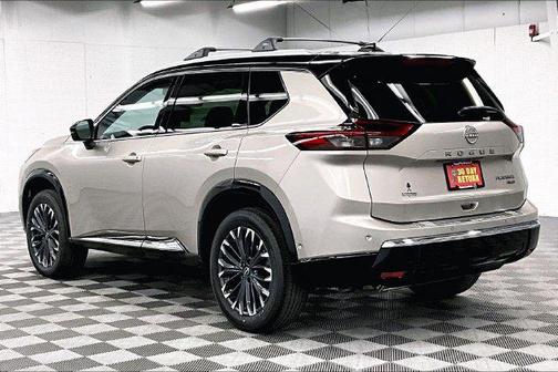 Champagne Silver/Black 2026 Nissan Rogue Platinum