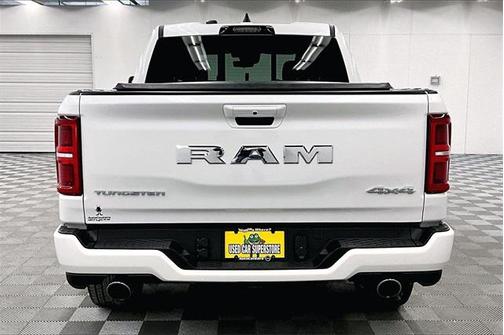 2025 RAM 1500 ST