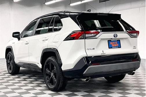 2021 Toyota RAV4 Hybrid SE