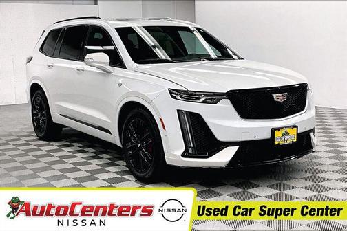 Crystal White Tricoat 2024 Cadillac XT6 Sport AWD