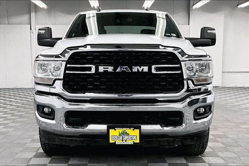 2024 RAM 3500 Big Horn Crew Cab 4x4 8' Box