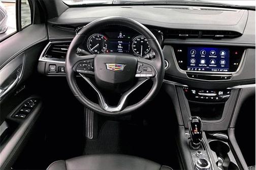 2024 Cadillac XT6 Luxury FWD