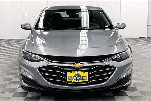 Silver 2023 Chevrolet Malibu 1LT