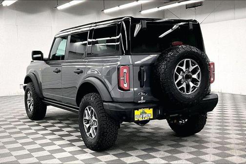 Gray Metallic 2025 Ford Bronco Badlands