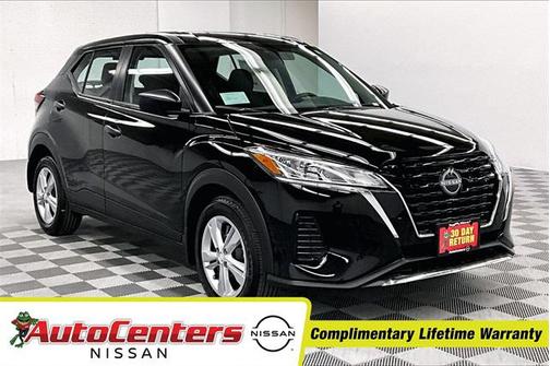 2025 Nissan Kicks S