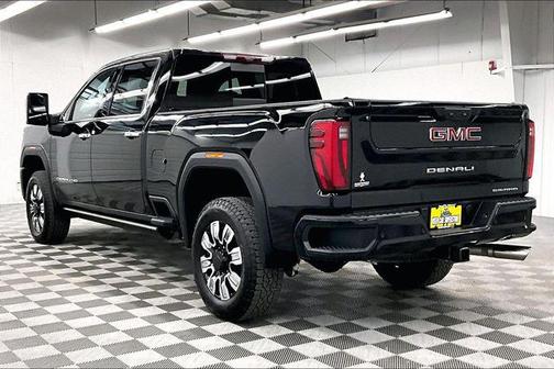 2024 GMC Sierra 2500 Denali