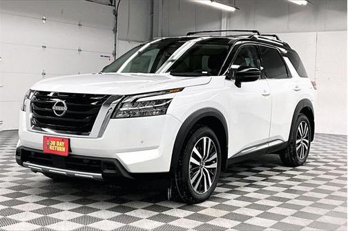 2025 Nissan Pathfinder Platinum 4WD
