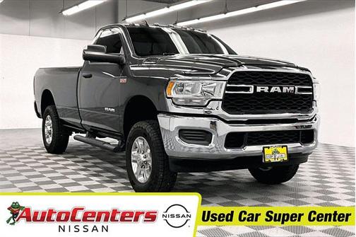 2022 RAM 2500 Tradesman Regular Cab 4x4 8' Box