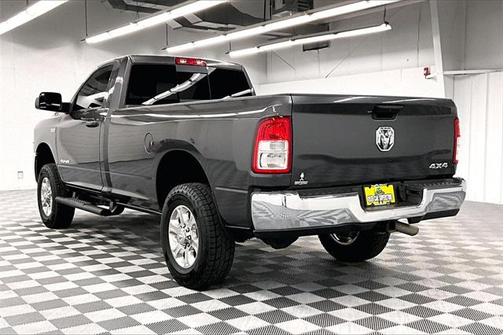 2022 RAM 2500 Tradesman Regular Cab 4x4 8' Box