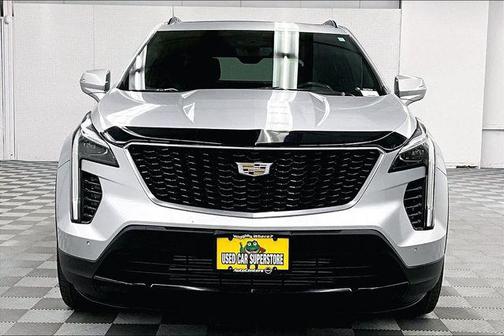 Radiant Silver Metallic 2022 Cadillac XT4 Sport