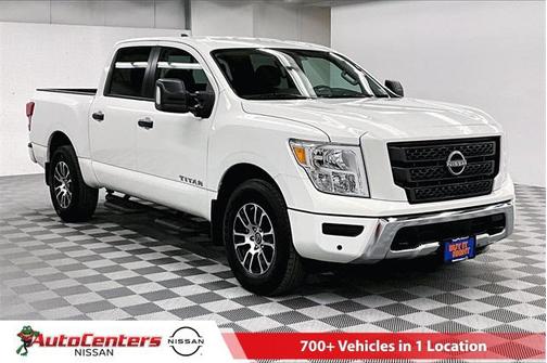 2024 Nissan Titan SV