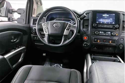 2024 Nissan Titan SV