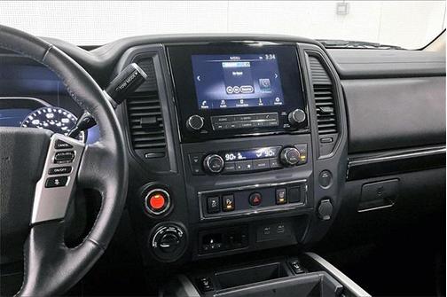 2024 Nissan Titan SV