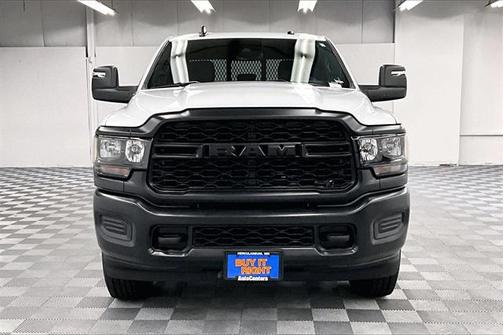 2024 RAM 3500 Tradesman Crew Cab 4x4 8' Box