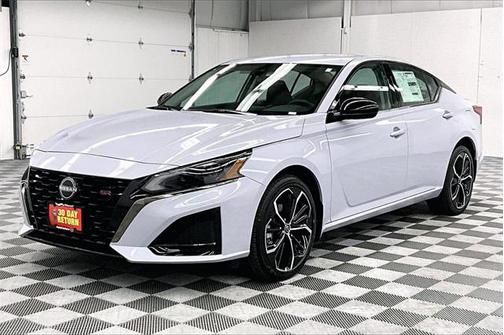 2025 Nissan Altima SR AWD