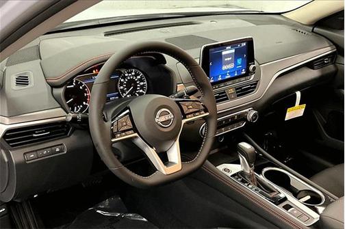 2025 Nissan Altima SR AWD