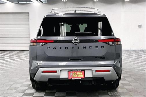 2025 Nissan Pathfinder Platinum 4WD