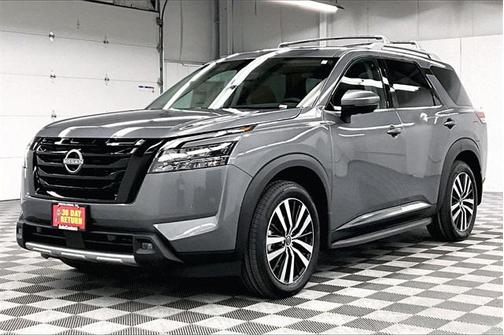 2025 Nissan Pathfinder Platinum 4WD