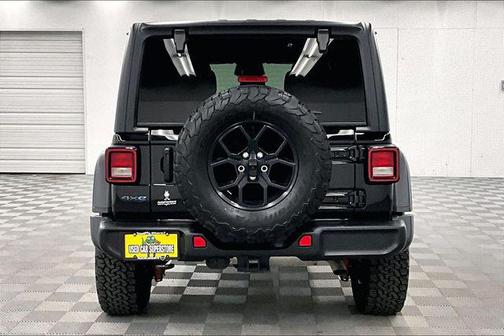 2025 Jeep Wrangler 4xe Willys