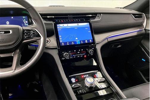 2022 Jeep Grand Cherokee 4xe Overland