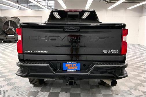 2022 Chevrolet Silverado 2500 High Country