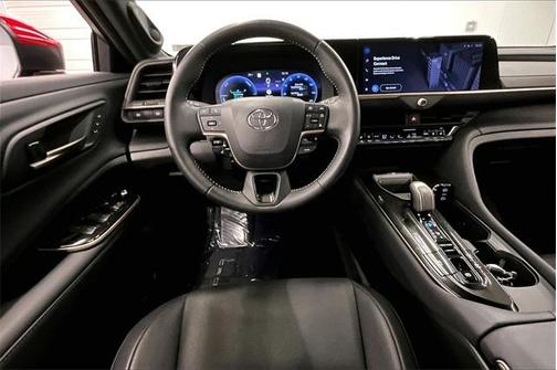 2024 Toyota Crown Limited