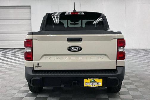 Desert Sand 2025 Ford Maverick Lariat