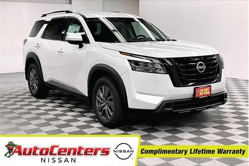 2025 Nissan Pathfinder SV 4WD