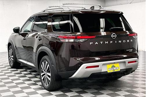 2022 Nissan Pathfinder Platinum 4WD