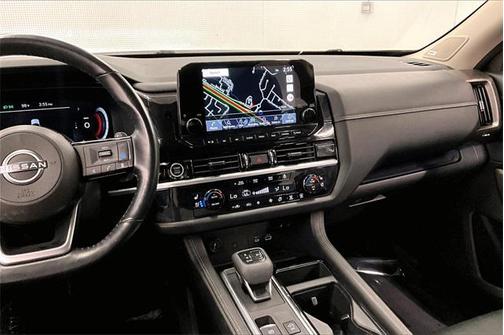 2022 Nissan Pathfinder Platinum 4WD